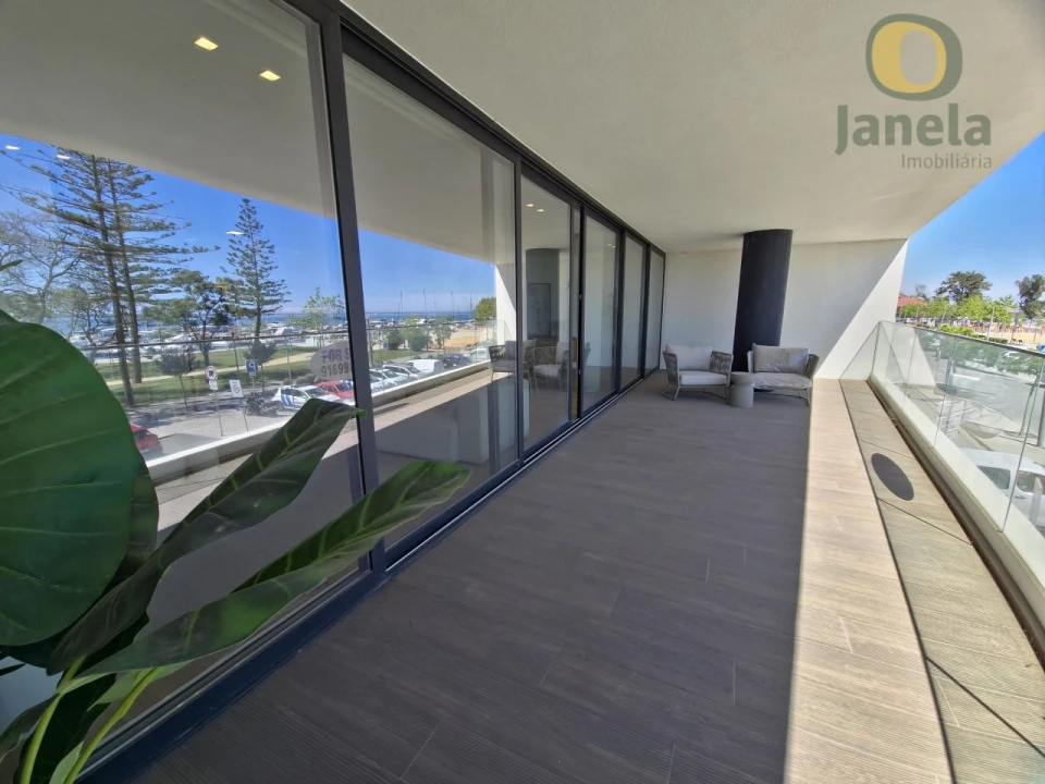 Apartamento T2 para Venda em Olhão Foto 3