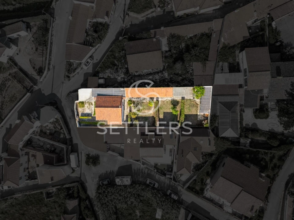 Moradia T2 para Venda em Colares Foto 20