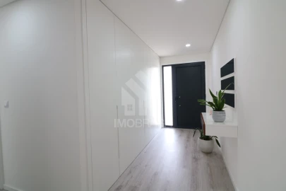 Moradia T3 para Venda em Esporões