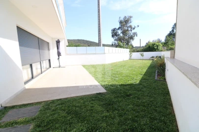 Moradia T3 para Venda em Esporões