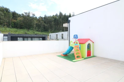 Moradia T3 para Venda em Esporões