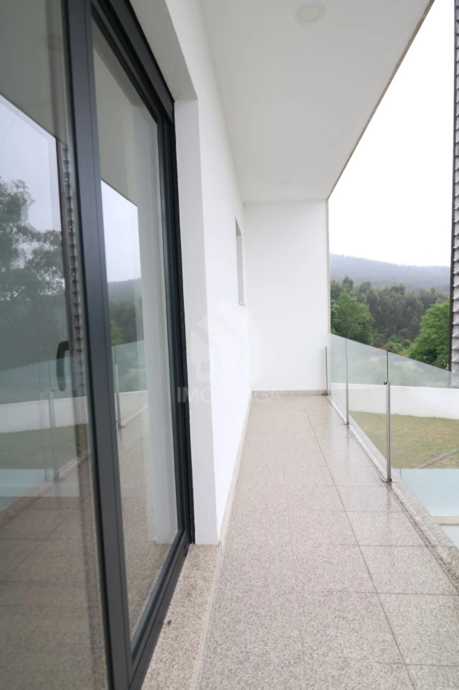 Moradia T3 para Venda em Esporões Foto 18