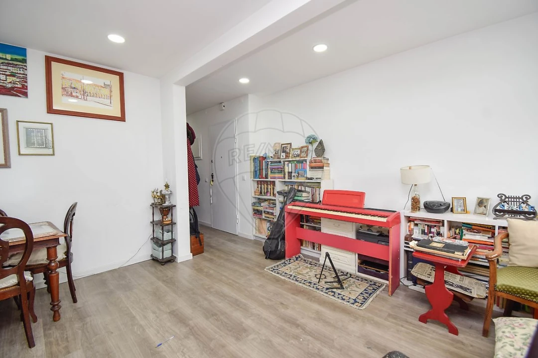 Apartamento T1 para Venda em Encosta do Sol Foto 5