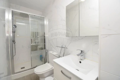 Apartamento T1 para Venda em Encosta do Sol