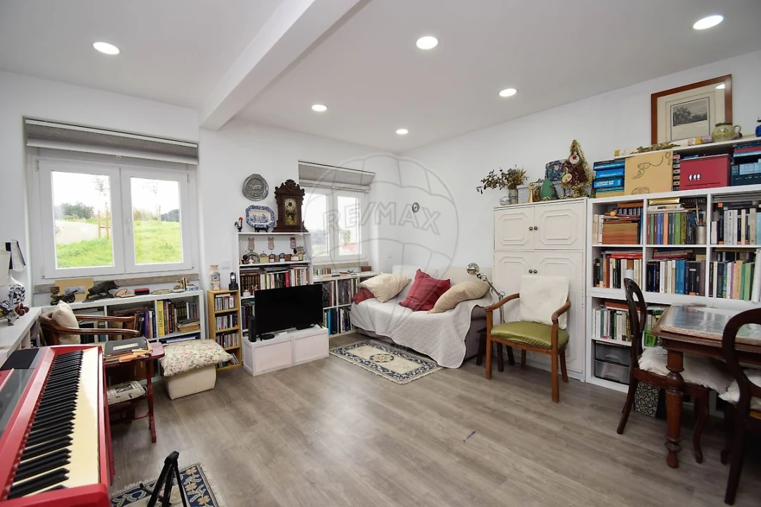 Apartamento T1 para Venda em Encosta do Sol Foto 17