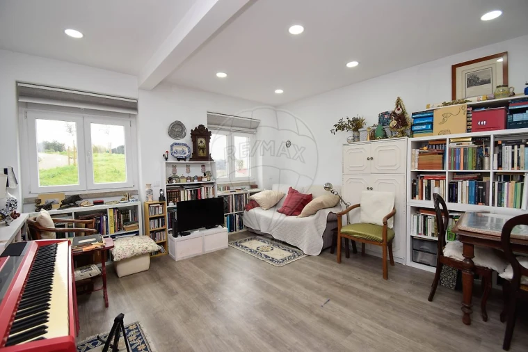 Apartamento T1 para Venda em Encosta do Sol Foto 17