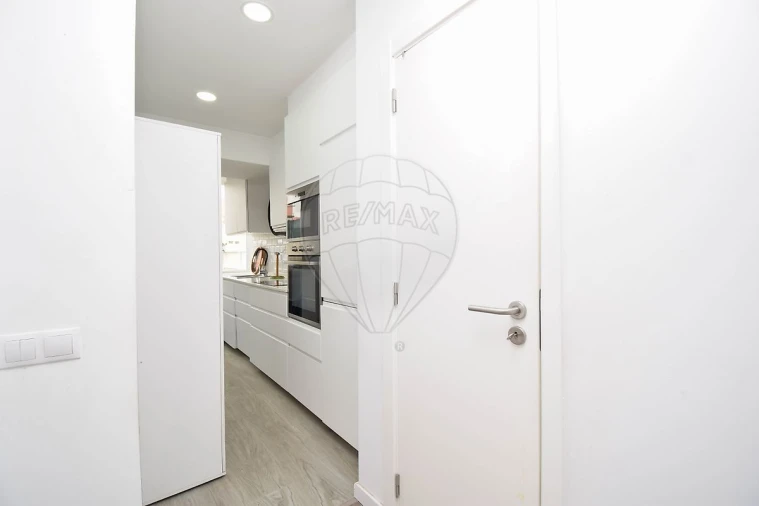 Apartamento T1 para Venda em Encosta do Sol Foto 8