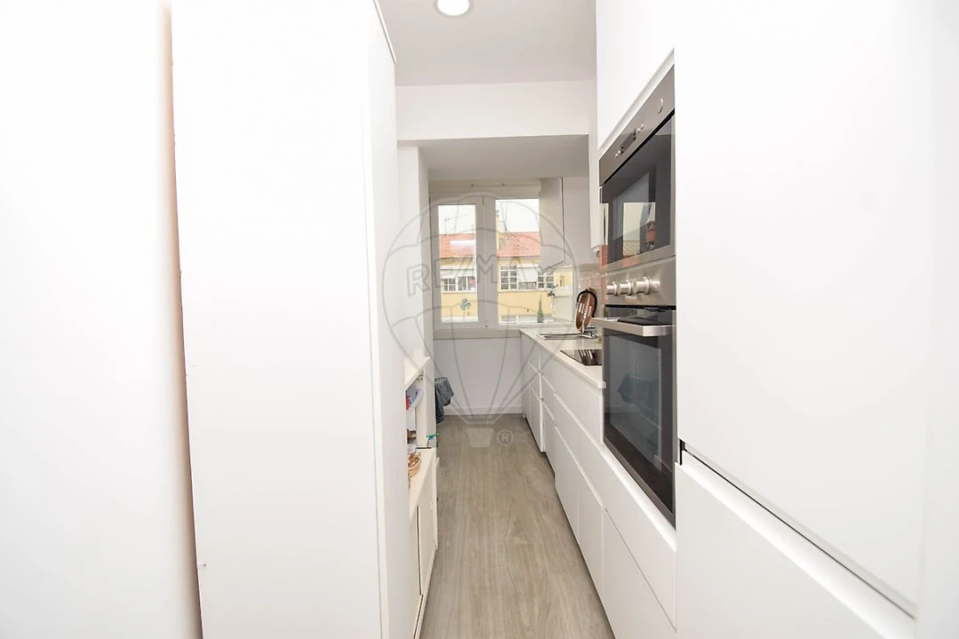 Apartamento T1 para Venda em Encosta do Sol Foto 7