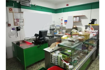 Loja para Venda em São Vicente do Paul e Vale de Figueira