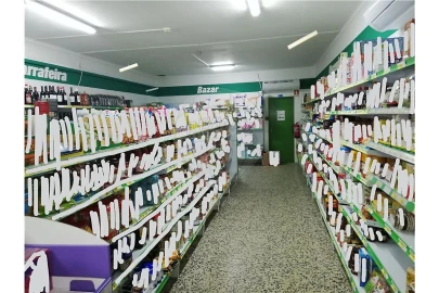 Loja para Venda em São Vicente do Paul e Vale de Figueira