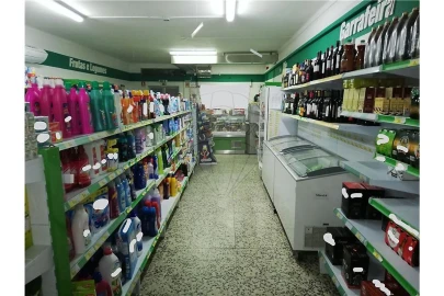 Loja para Venda em São Vicente do Paul e Vale de Figueira
