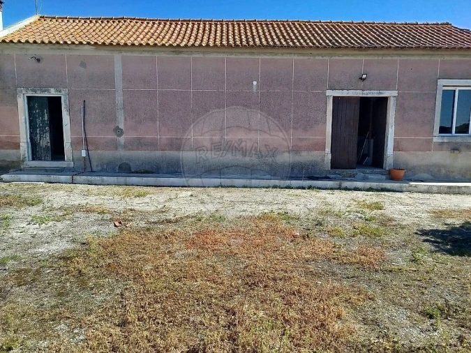 Moradia T2 para Venda em Vale da Pedra Foto 10