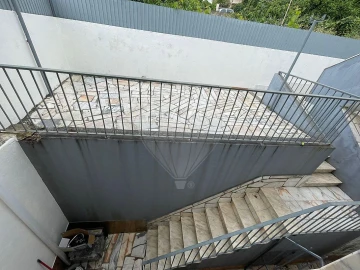 Prédio para Venda em Pontinha e Famões