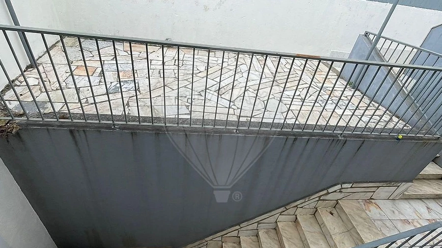 Prédio para Venda em Pontinha e Famões