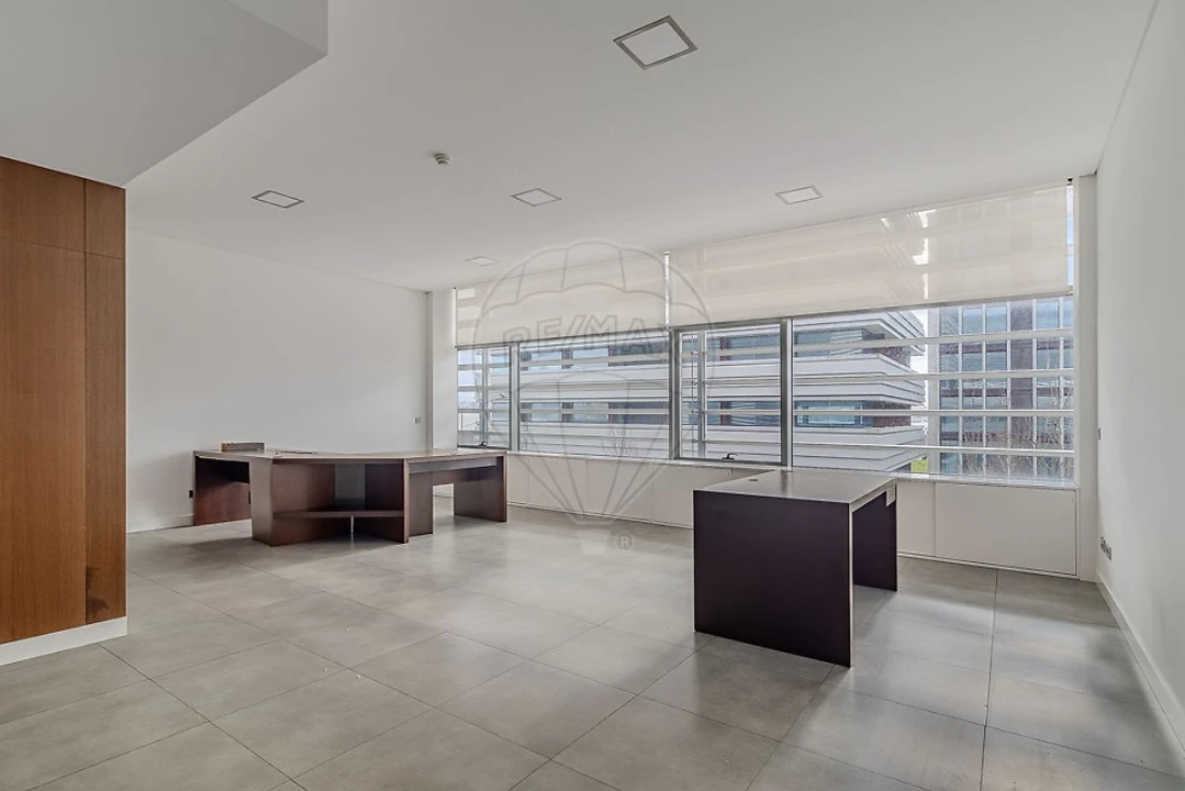 Escritório para Venda em Ramalde Foto 16