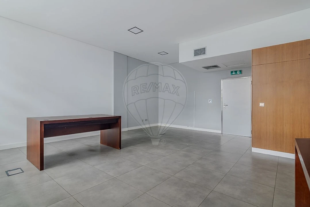 Escritório para Venda em Ramalde Foto 21