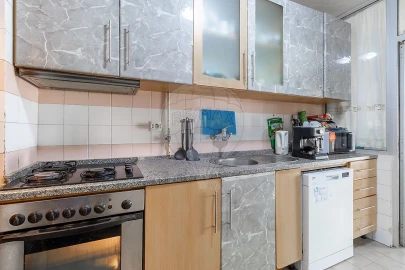 Apartamento T3 para Venda em Sandim, Olival, Lever e Crestuma