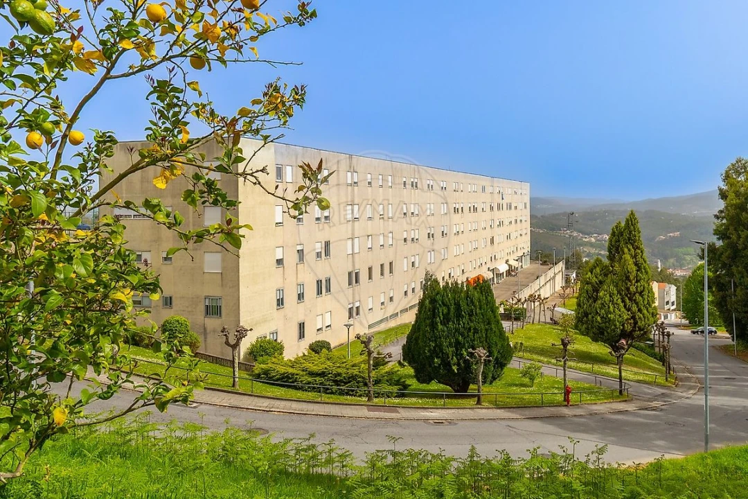 Apartamento T3 para Venda em Sandim, Olival, Lever e Crestuma Foto 2