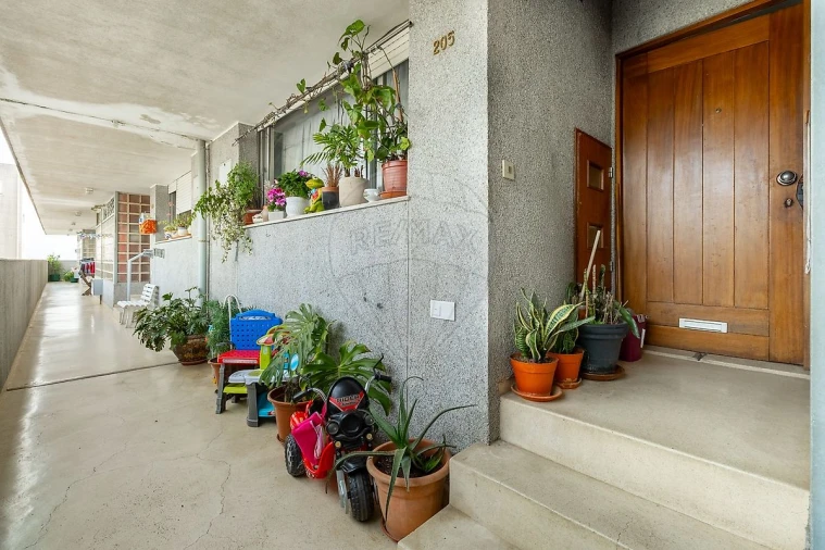 Apartamento T3 para Venda em Sandim, Olival, Lever e Crestuma Foto 3