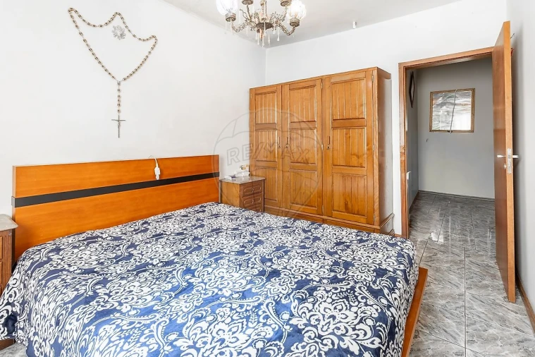 Apartamento T3 para Venda em Sandim, Olival, Lever e Crestuma Foto 13