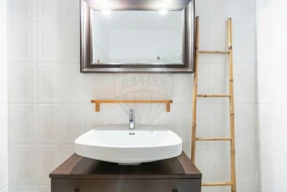 Apartamento T2 para Venda em Agualva e Mira-Sintra