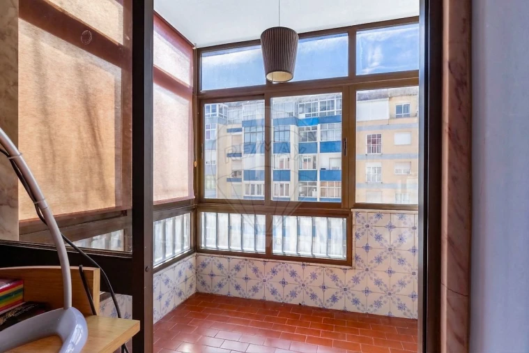 Apartamento T2 para Venda em Agualva e Mira-Sintra Foto 14