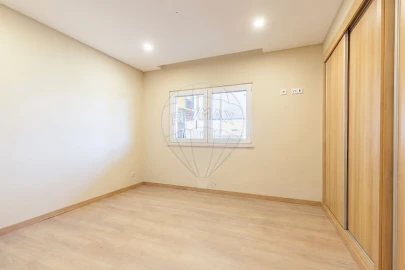 Moradia T3 para Venda em Silveira