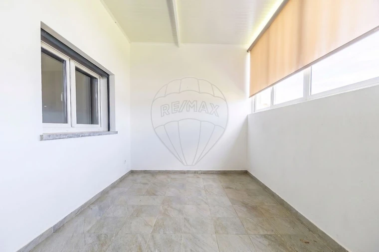 Moradia T3 para Venda em Silveira Foto 26