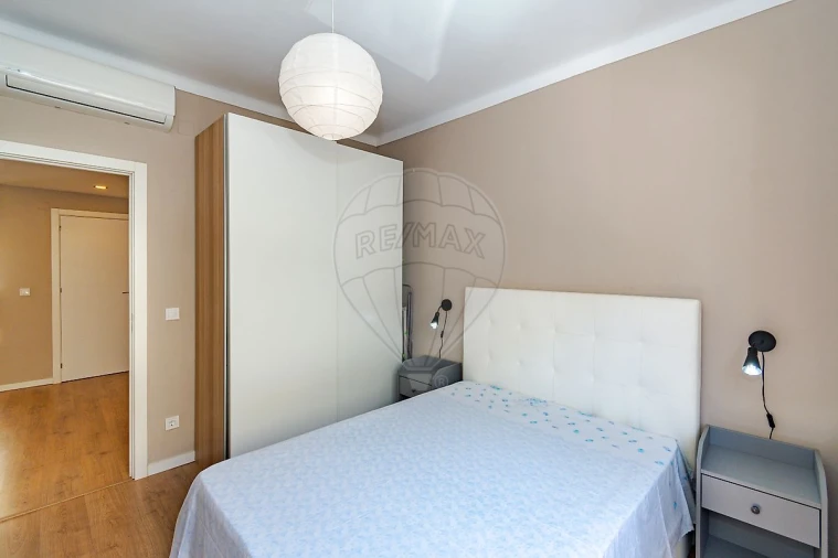 Apartamento T2 para Arrendamento em Santa Iria de Azoia, São João da Talha e Bobadela Foto 10