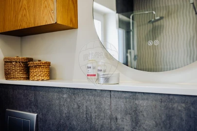 Apartamento T2 para Venda em Oeiras e São Julião da Barra, Paço de Arcos e Caxias