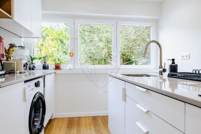 Apartamento T2 para Venda em Oeiras e São Julião da Barra, Paço de Arcos e Caxias