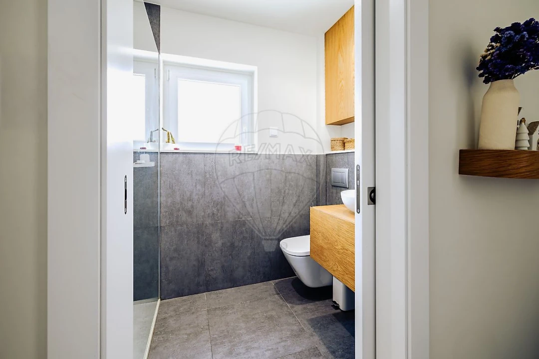 Apartamento T2 para Venda em Oeiras e São Julião da Barra, Paço de Arcos e Caxias Foto 28