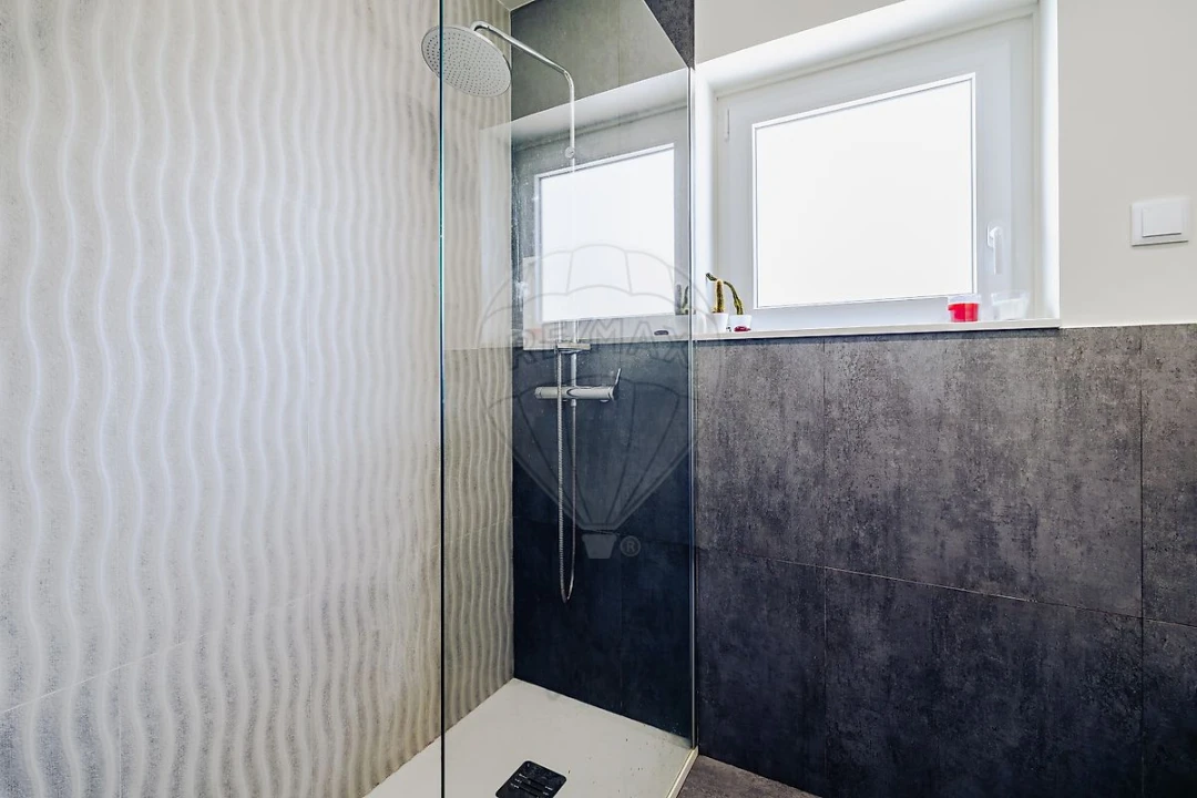 Apartamento T2 para Venda em Oeiras e São Julião da Barra, Paço de Arcos e Caxias Foto 34