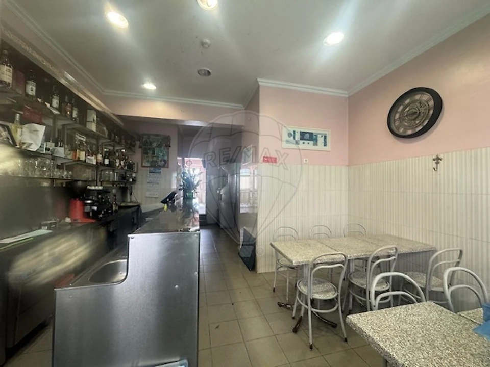 Negócio para Venda em Arroios Foto 2