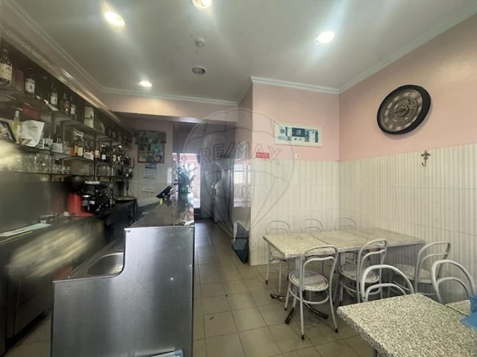 Negócio para Venda em Arroios Foto 2