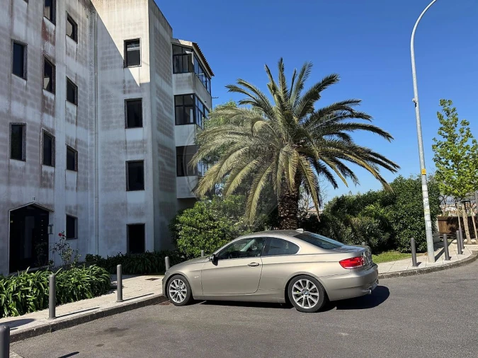 Apartamento T2 para Venda em Porto Salvo Foto 30