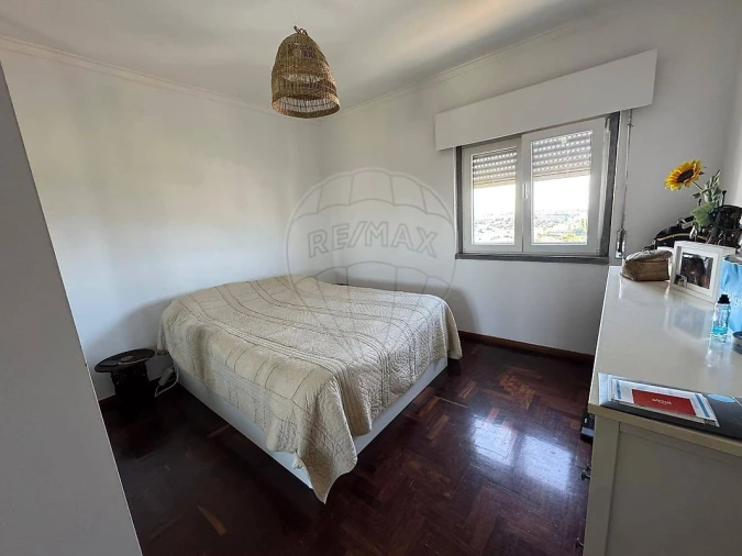 Apartamento T2 para Venda em Porto Salvo Foto 13