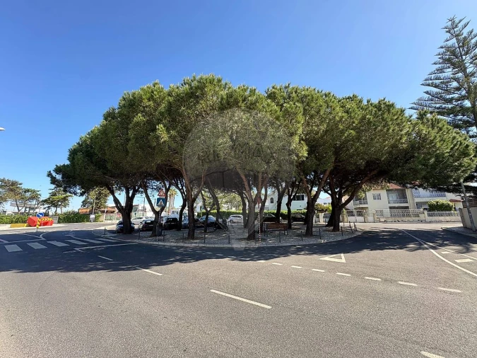 Apartamento T2 para Venda em Porto Salvo Foto 41