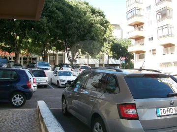 Negócio para Venda em Oeiras e São Julião da Barra, Paço de Arcos e Caxias