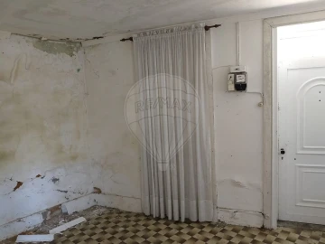 Moradia T1 para Venda em Espinho