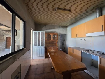 Moradia T2 para Venda em Oiã