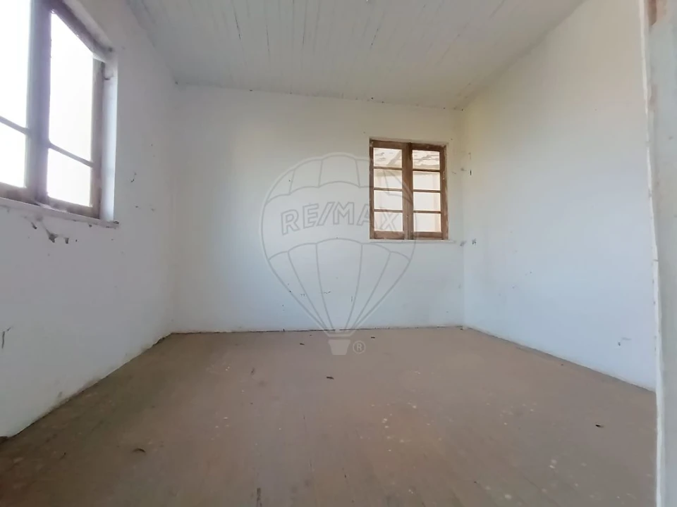 Moradia T3 para Venda em Valongo do Vouga Foto 1