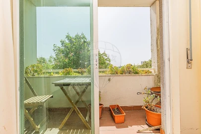 Apartamento T2 para Venda em Alfragide