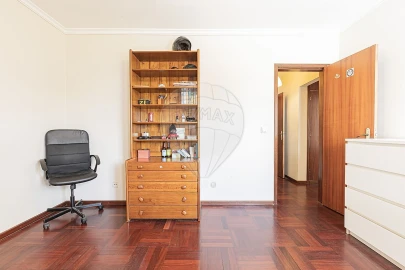 Apartamento T2 para Venda em Alfragide