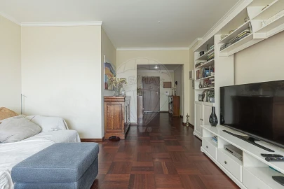 Apartamento T2 para Venda em Alfragide