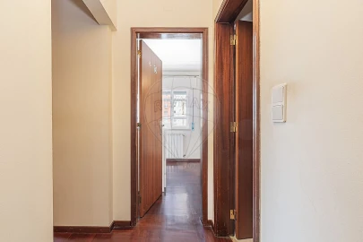 Apartamento T2 para Venda em Alfragide