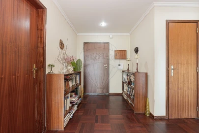 Apartamento T2 para Venda em Alfragide