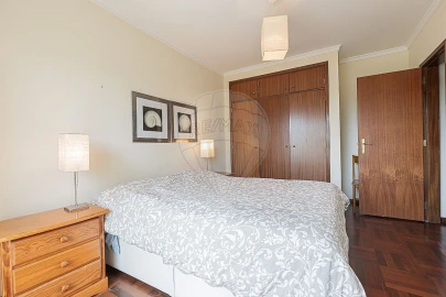 Apartamento T2 para Venda em Alfragide