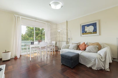 Apartamento T2 para Venda em Alfragide