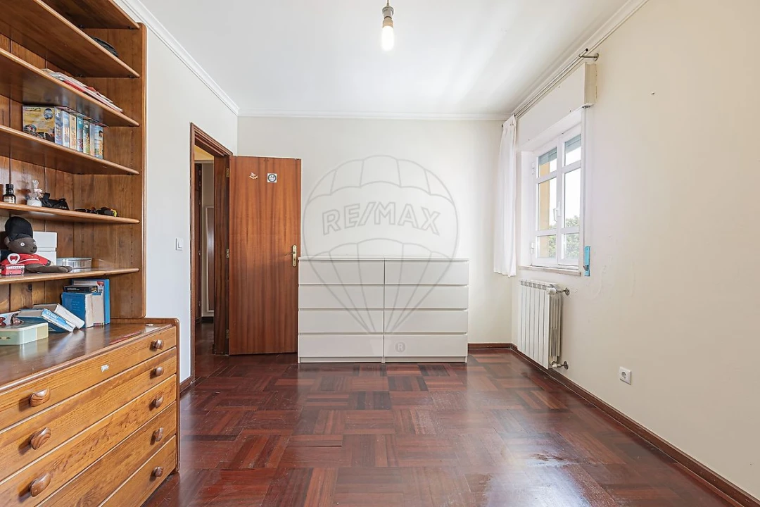 Apartamento T2 para Venda em Alfragide Foto 23